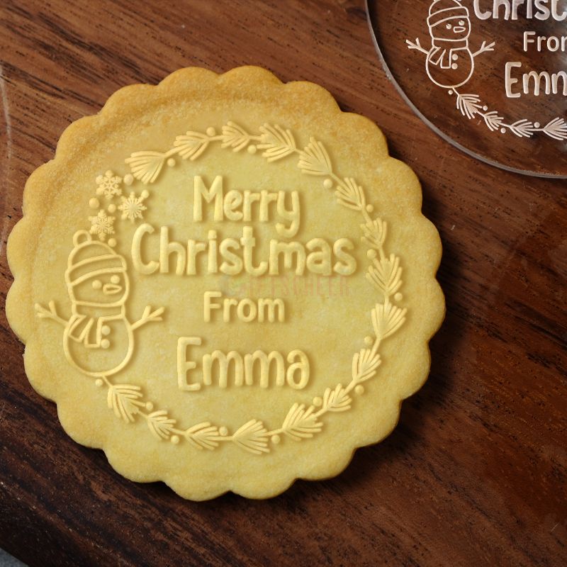 Personalized Family Name Wreath Cookie Stamp